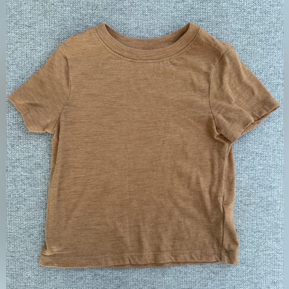 Old Navy Toddler Tan Short Sleeve Tee